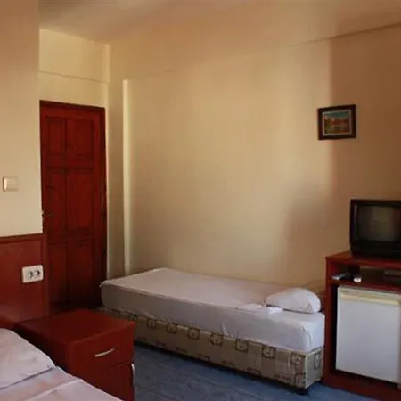 فندق Alta Park 2*