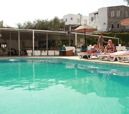 Alta Park Otel 2*