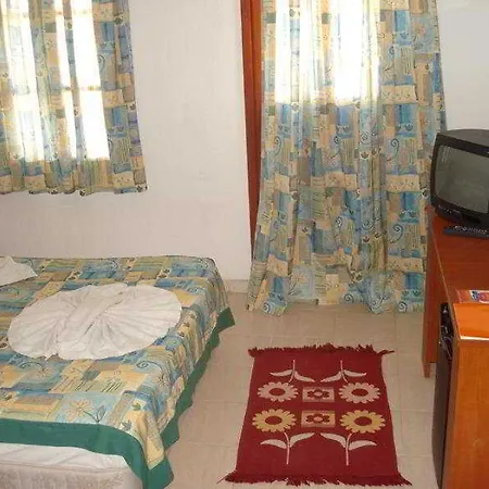 酒店 Alta Park 博德鲁姆