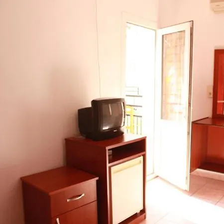 Hotel Alta Park 2*